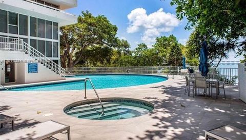 1627 Brickell Ave
