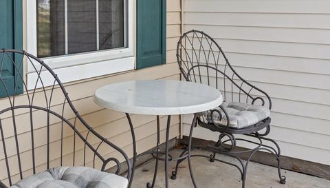 10910 Goodhue Street NE