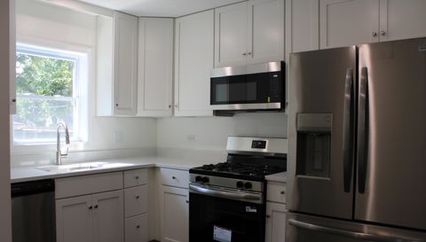 1052 W 111th Pl