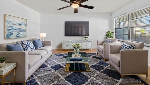 490 TAMARACK