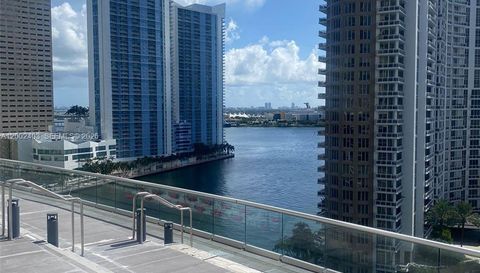 475 Brickell Ave