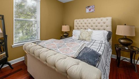 4480 Deerwood Lake