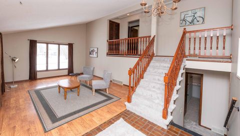 8125 Spring Valley Road