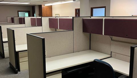 1028 W South Grand Avenue