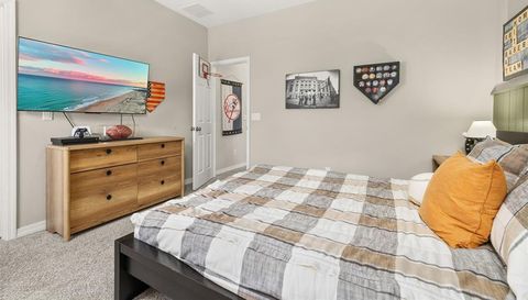 1113 FIELDSTONE CIRCLE