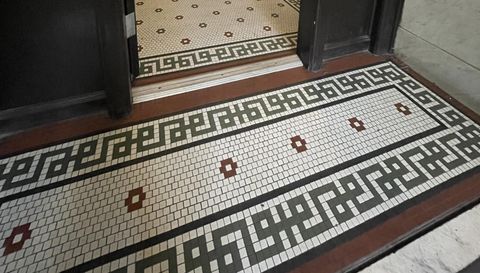 4354 W Washington Blvd