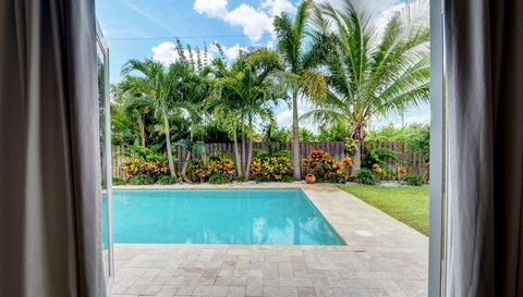 376 Forest Hill Boulevard