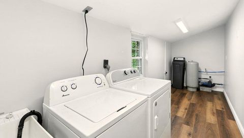 2200 Yellow Creek Rd