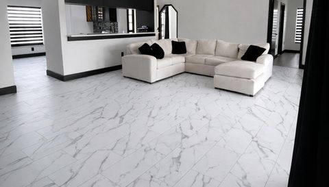 2398 Sweetwater Blvd