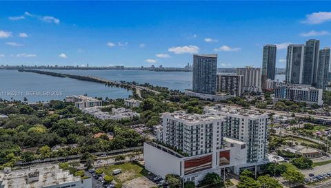 3900 Biscayne Blvd