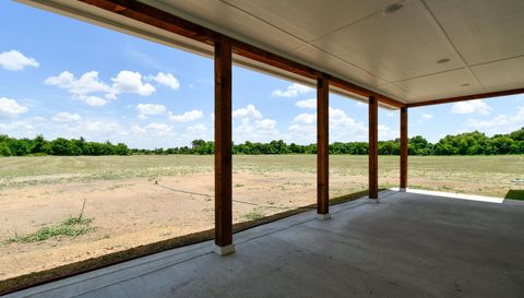 7901 Pecan Road