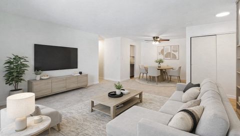 4602 W Northfox Lane