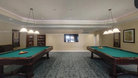 20000 E Country Club Dr