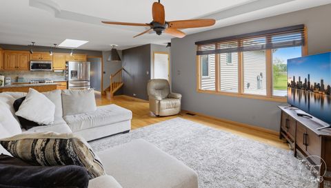 1168 Meadow Path