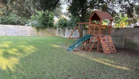 324 Leah Miller Dr NW