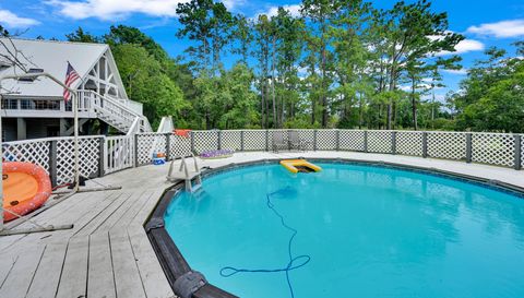 640 Old Pamlico Beach Rd W