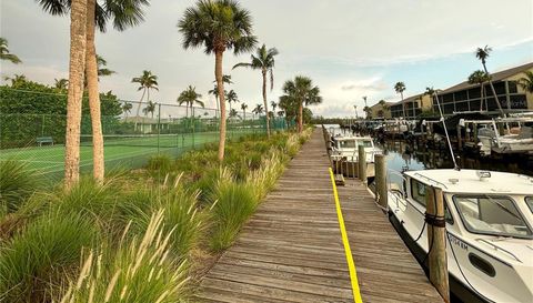 16750 Bocilla Palms