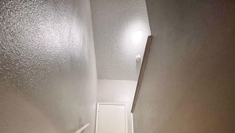 8674 Hunters Key Cir