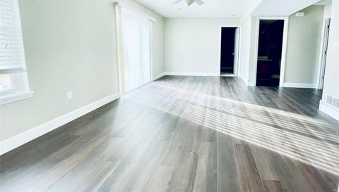 5302 Tall Tree Court