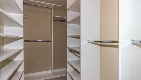 449 Bay Tree Cir
