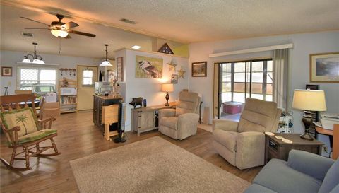 447 VILLAGE CIRCLE SW