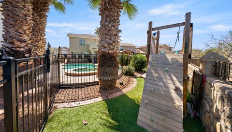 1645 Playa Del Sol St