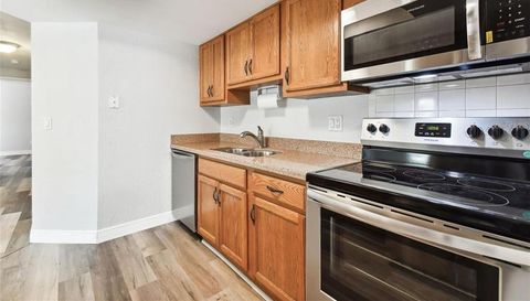 123 LOBLOLLY COURT