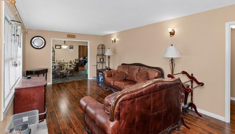 196 Summer Rd