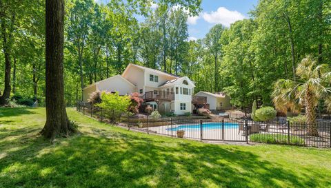 5016 Elkwood Ct