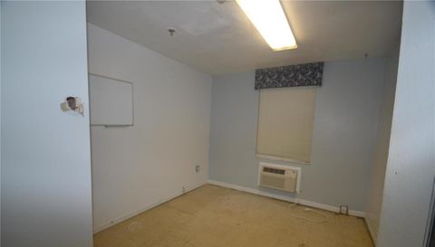 107 S Lincoln Street