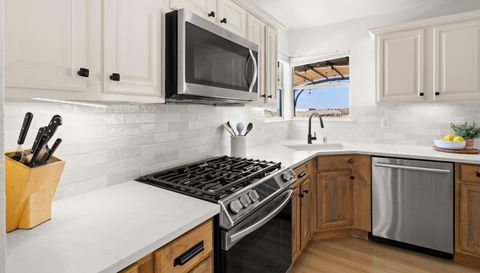 1645 Playa Del Sol St