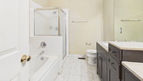 1412 W Diversey Parkway