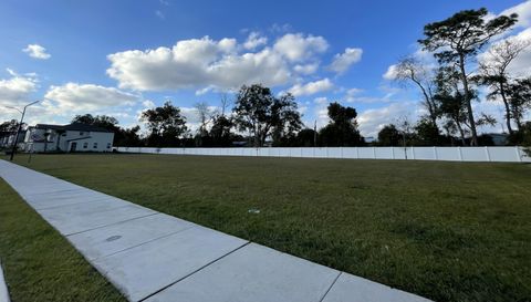 36221 Risa Michele St