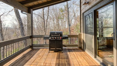 272 Heights Overlook