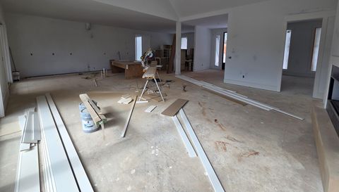 7048 Nichols Cove Dr