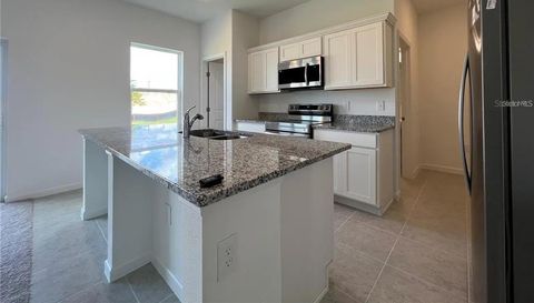 2217 CROSSBOW STREET