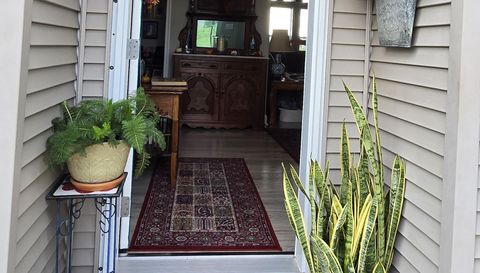 3925 Manatee Club Dr