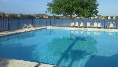 9738 Lake Chase Island