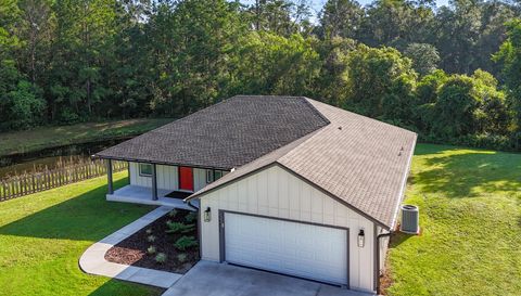14217 Camelot Pl