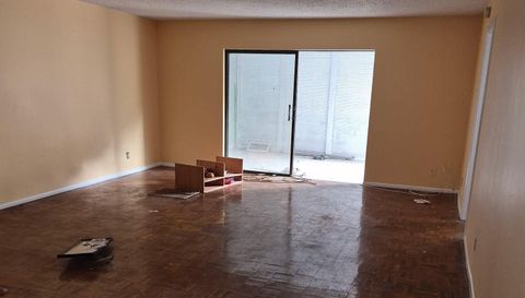 3940 NW 42nd Ave Apt 122
