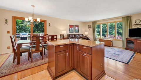 28 Bayview Dr