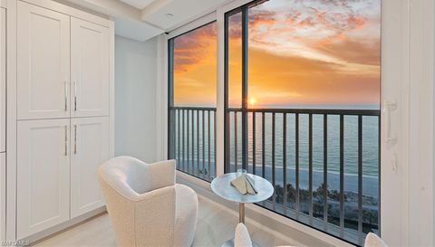 4041 Gulf Shore Blvd N