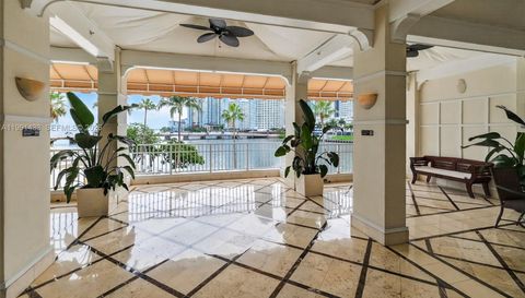 701 Brickell Key Blvd