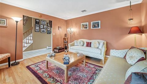 2 Whitman Pl