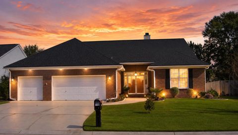 6114 Fieldstone Cir