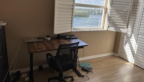 17100 N Bay Rd #1904