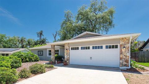 25 HARBOR WOODS CIRCLE