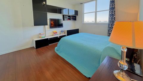 1625 KENNEDY CSWY North Bay Village