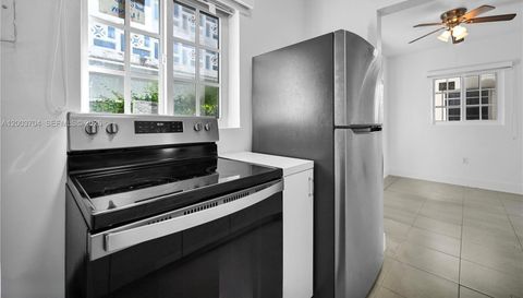 1195 Marseille Dr
