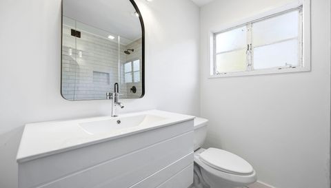 42 W Belle Isle Rd NE